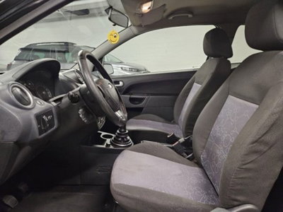 Ford Fiesta 1.2 16V 3p. (6)