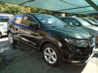 Nissan Qashqai 1.3 DIG-T 140 CV Visia usata