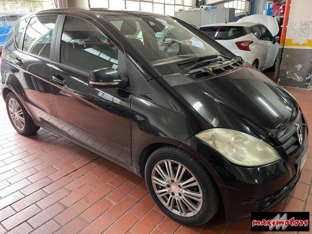 Mercedes-Benz Classe A 180 CDI Executive (11)