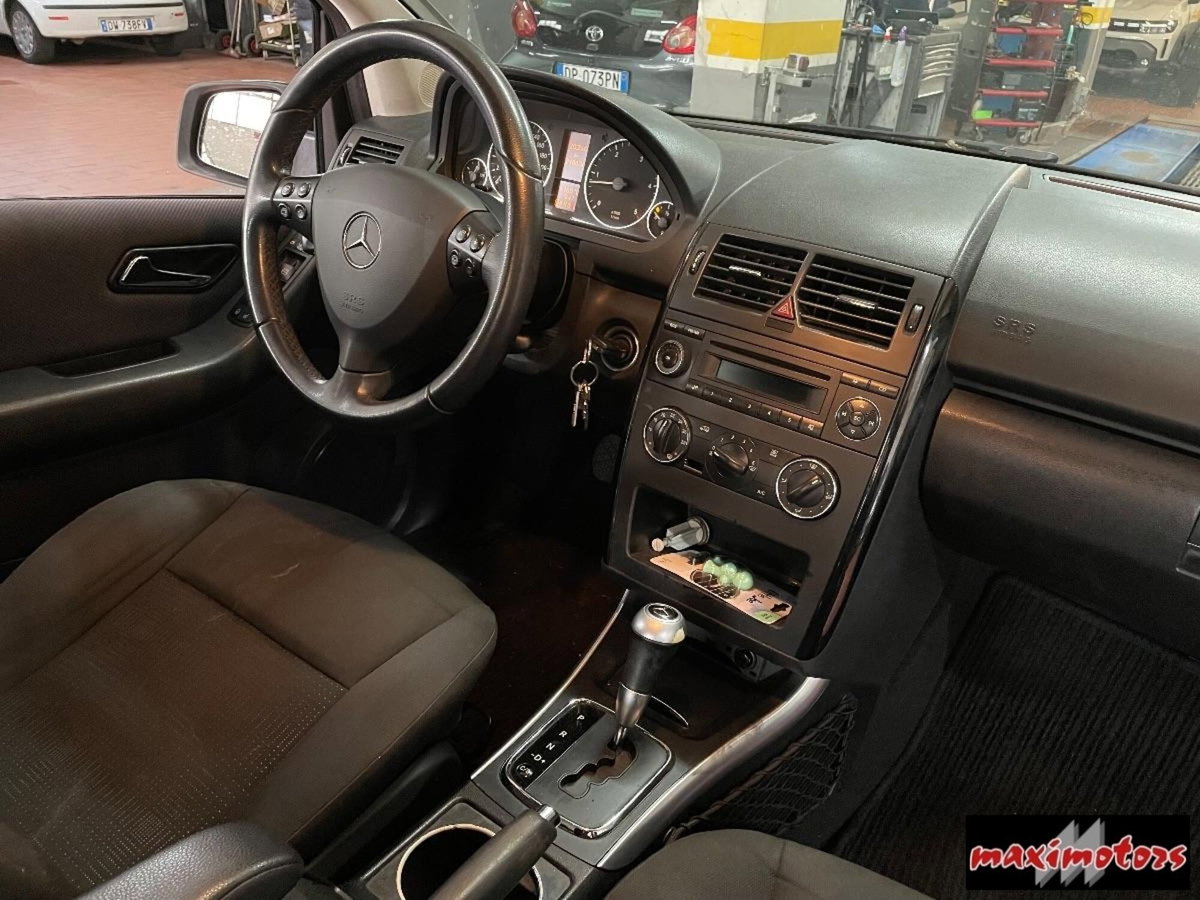Mercedes-Benz Classe A 180 CDI Executive (4)