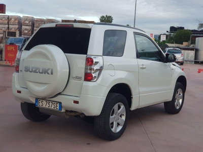 Suzuki Grand Vitara 1.9 DDiS 3p. Evolution Navi (7)