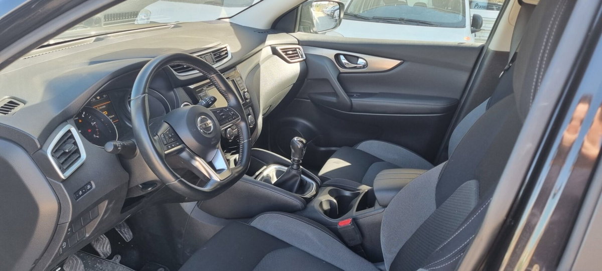 Nissan Qashqai 1.5 dCi 115 CV Tekna (5)
