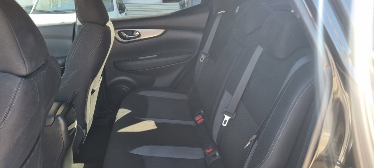 Nissan Qashqai 1.5 dCi 115 CV Tekna (6)