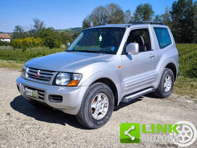 Mitsubishi Pajero 3.2 16V DI-D 3p. GLX usata
