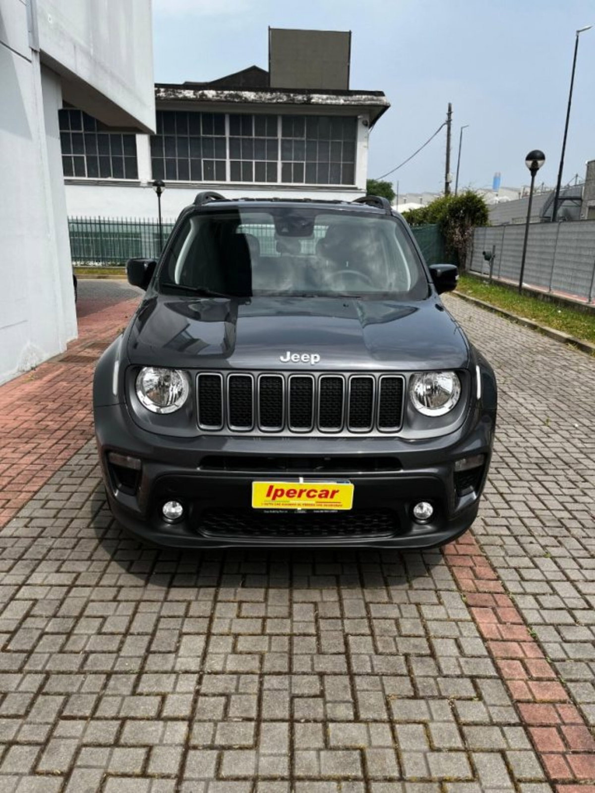 Jeep Renegade 1.5 Turbo T4 MHEV Limited (3)