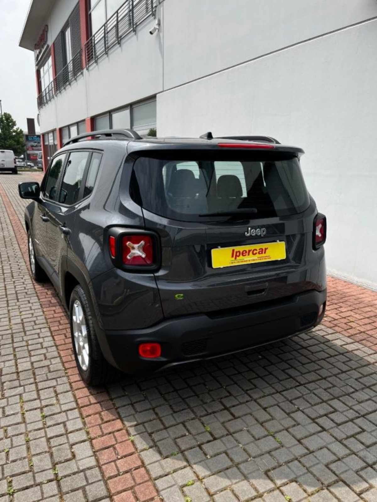 Jeep Renegade 1.5 Turbo T4 MHEV Limited (5)