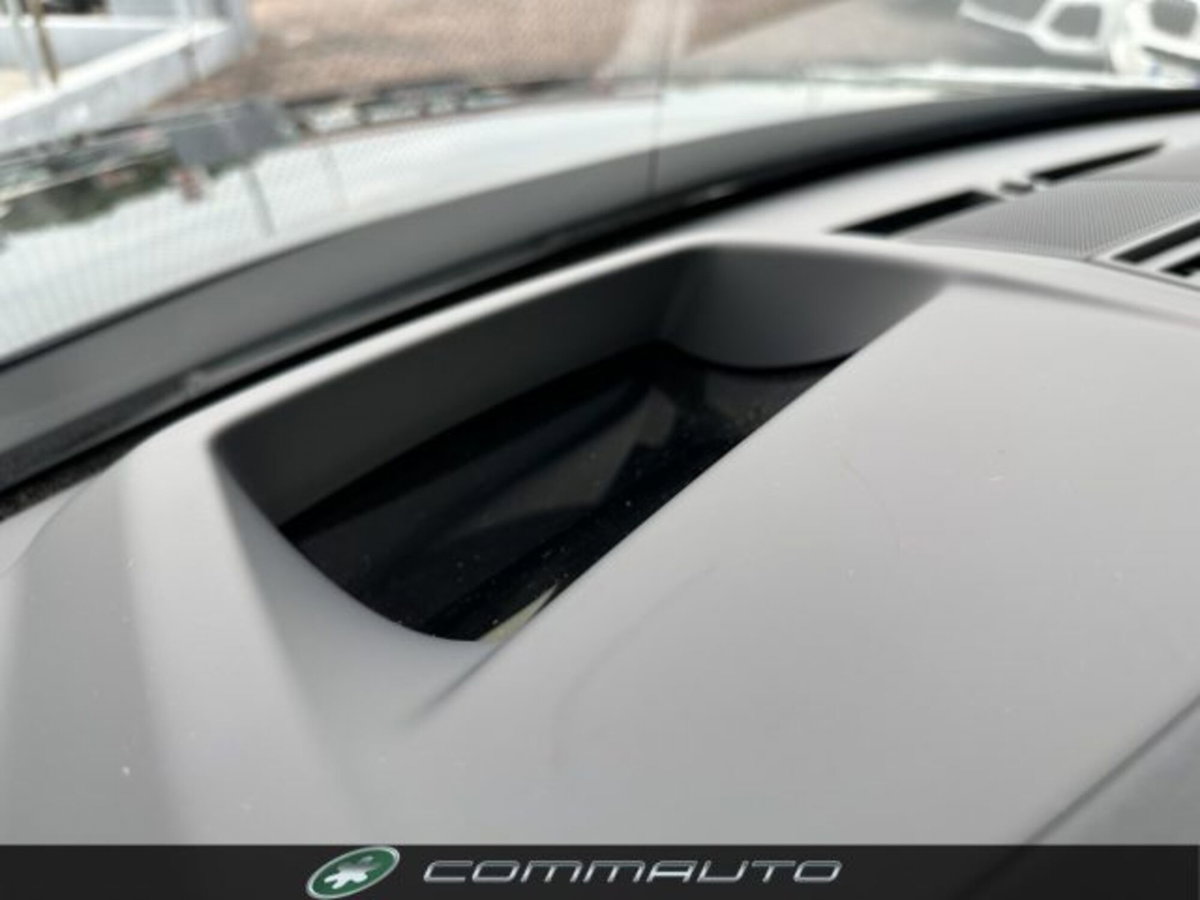 Land Rover Range Rover Sport 3.0D l6 300 CV HSE Dynamic Stealth (10)