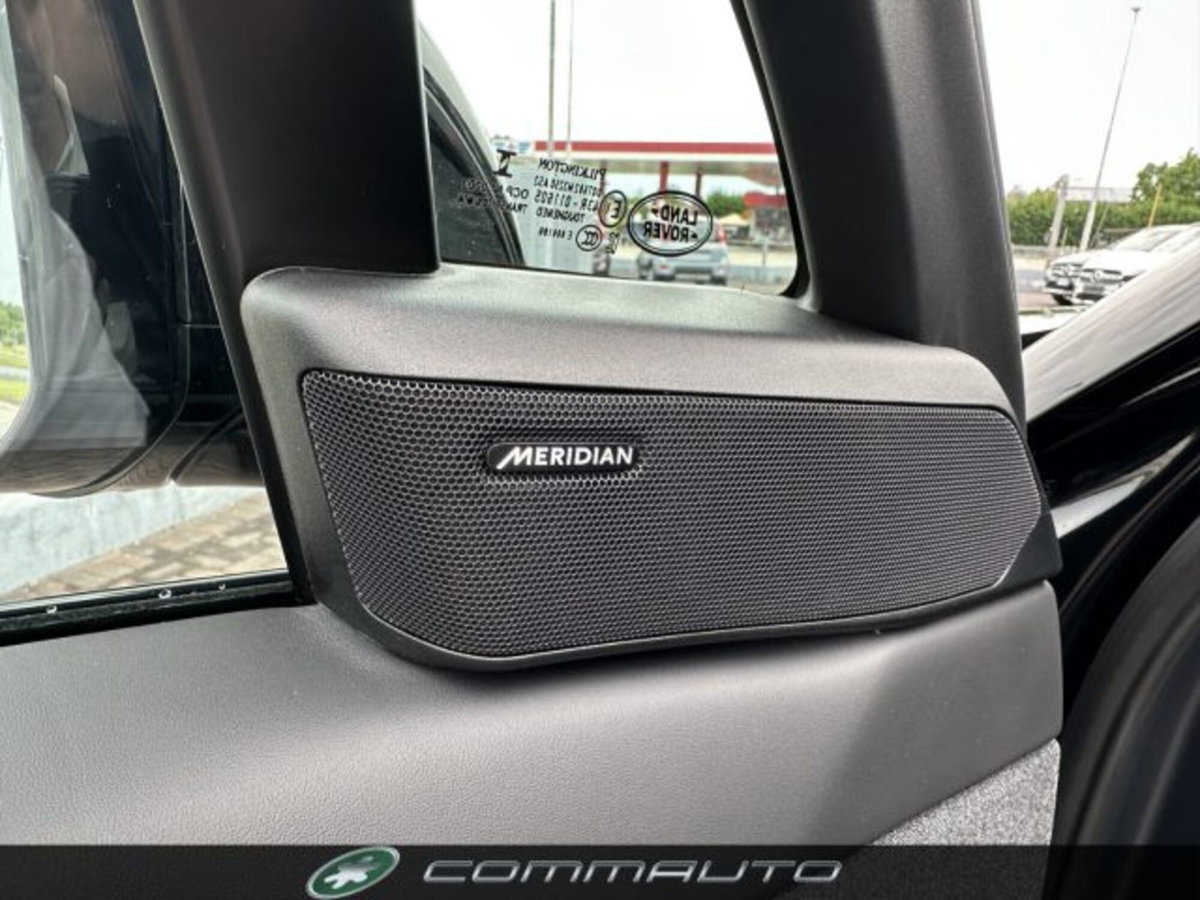 Land Rover Range Rover Sport 3.0D l6 300 CV HSE Dynamic Stealth (14)