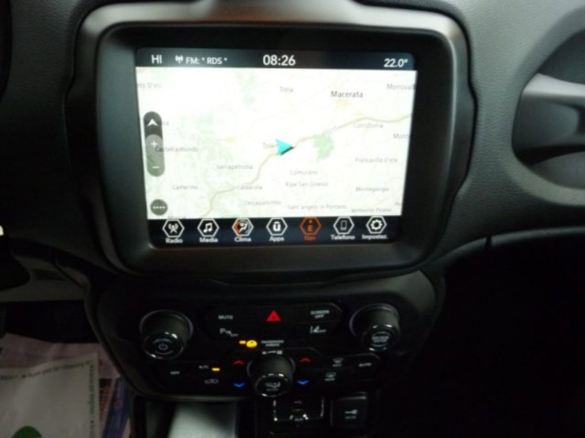 Jeep Renegade 1.6 Mjt 130 CV Business (10)