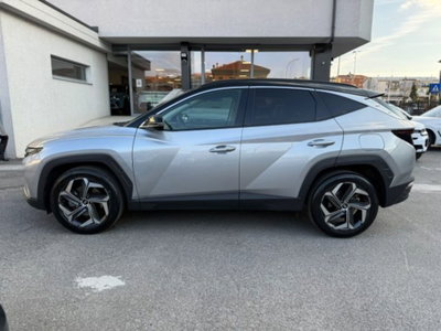 Hyundai Tucson 1.6 hev Xline 4wd auto (2)