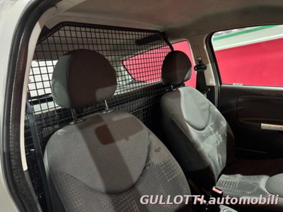 Citroen C2 1.4 HDi 70CV Van Vetrata (12)