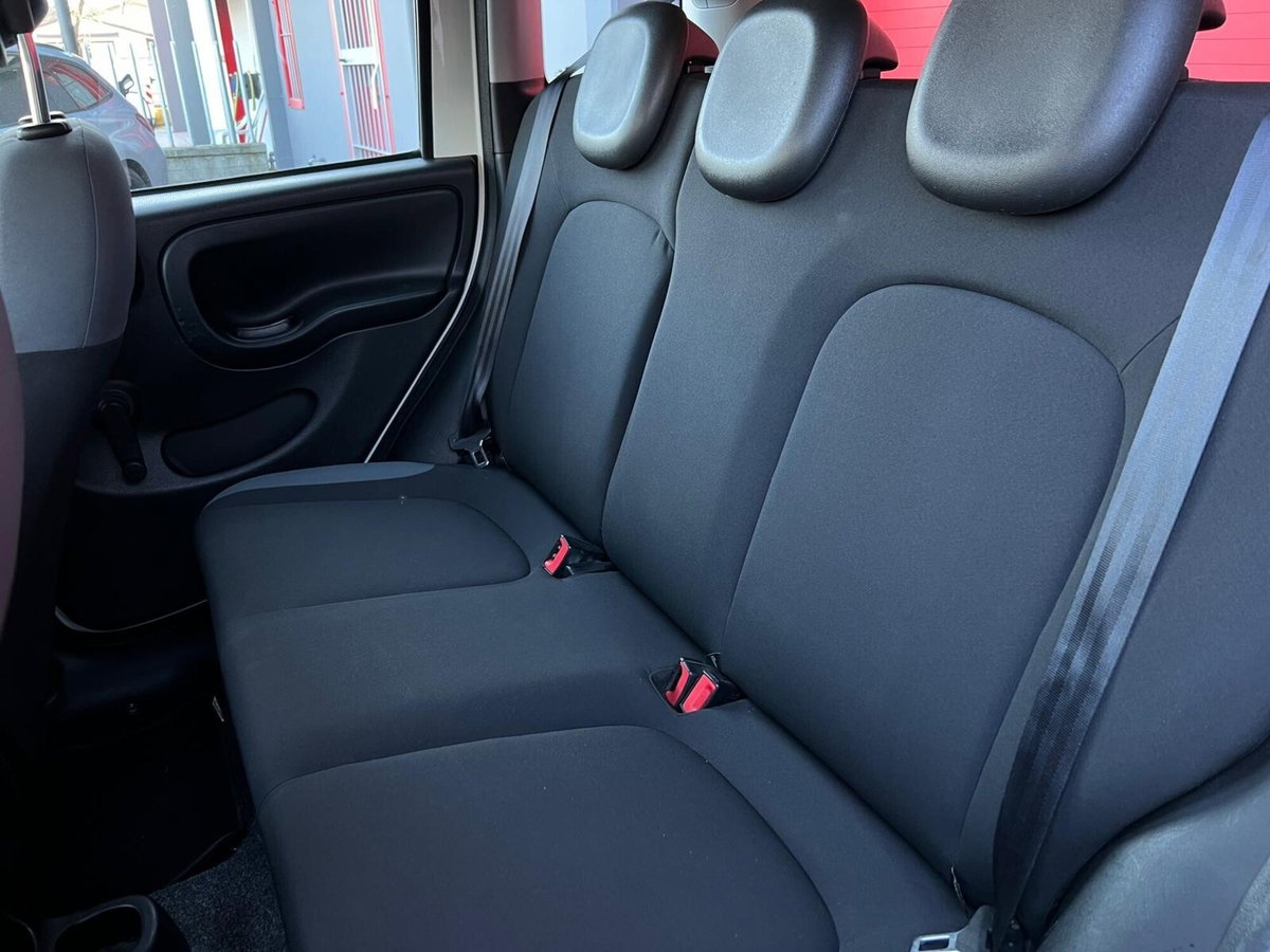 Fiat Panda 1.3 MJT 95 CV S&S 4x4 (9)