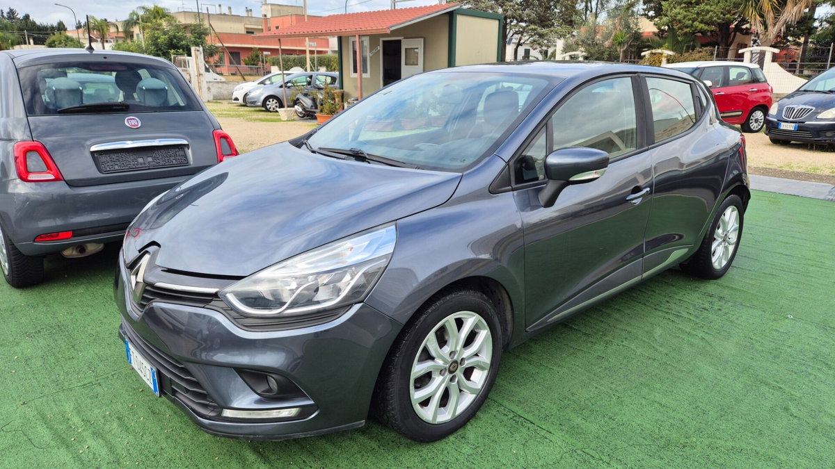 Renault Clio TCe 12V 90 CV GPL 5 porte Business (2)