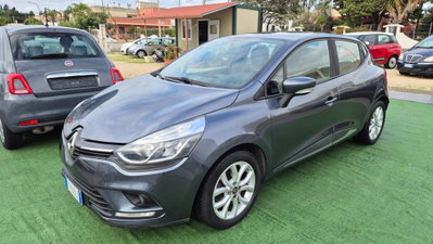 Renault Clio TCe 12V 90 CV GPL 5 porte Business (2)