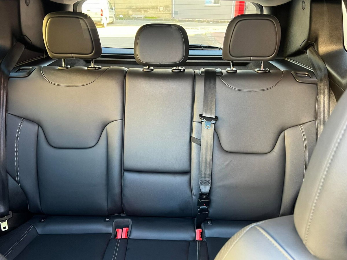 Jeep Renegade 1.6 Mjt 120 CV Limited (15)