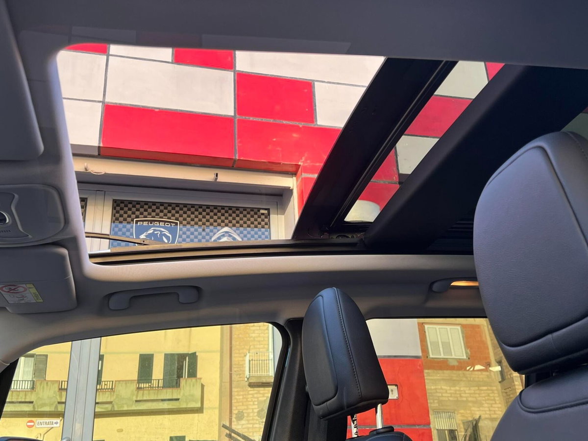 Jeep Renegade 1.6 Mjt 120 CV Limited (19)