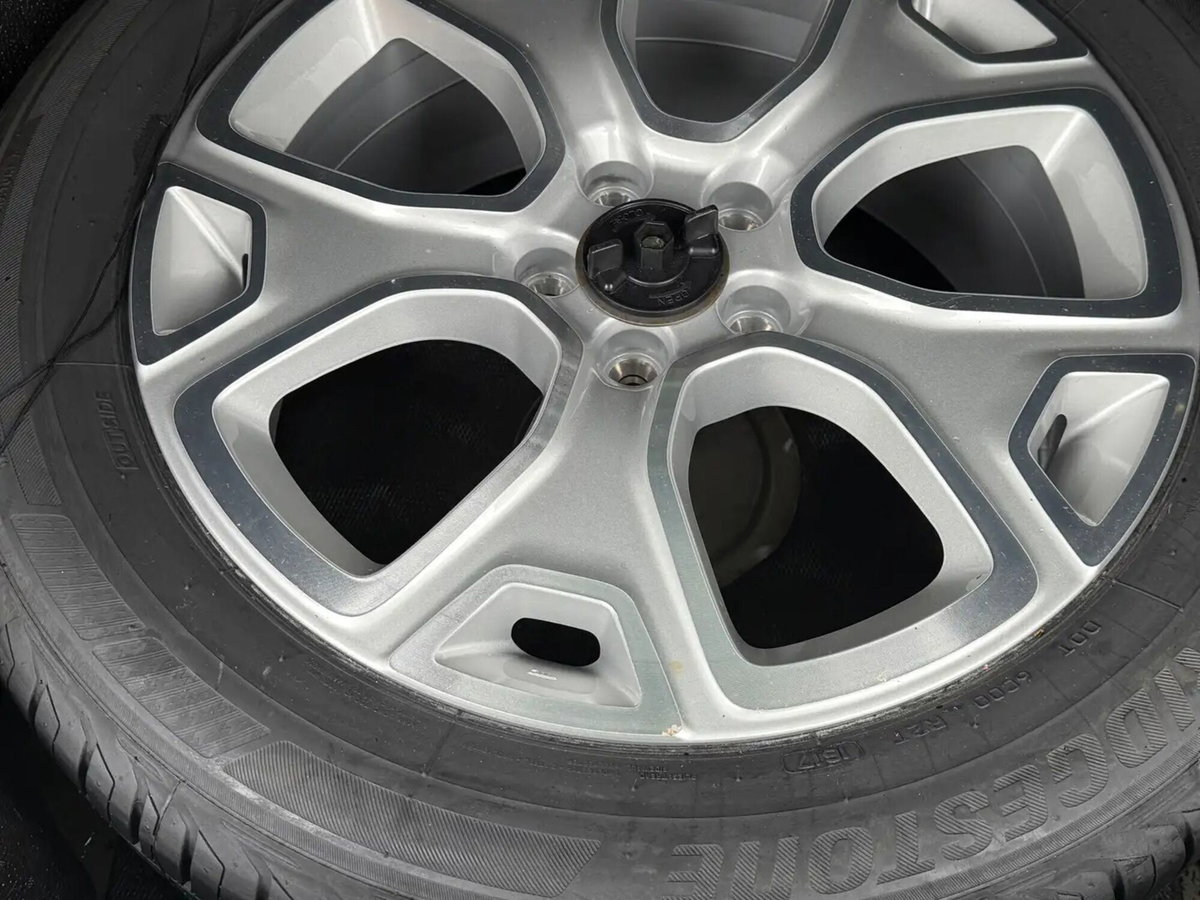 Jeep Renegade 1.6 Mjt 120 CV Limited (20)