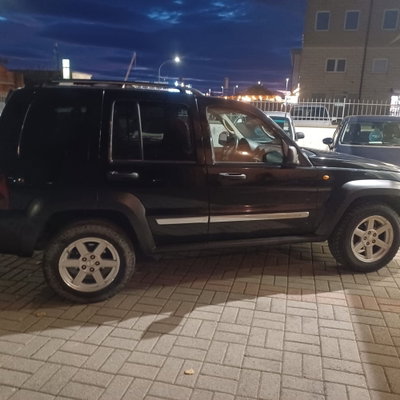 Jeep Cherokee 2.8 CRD Limited (20)