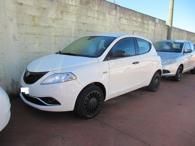 Lancia Ypsilon 1.0 FireFly 5 porte S&S Hybrid Maryne usata