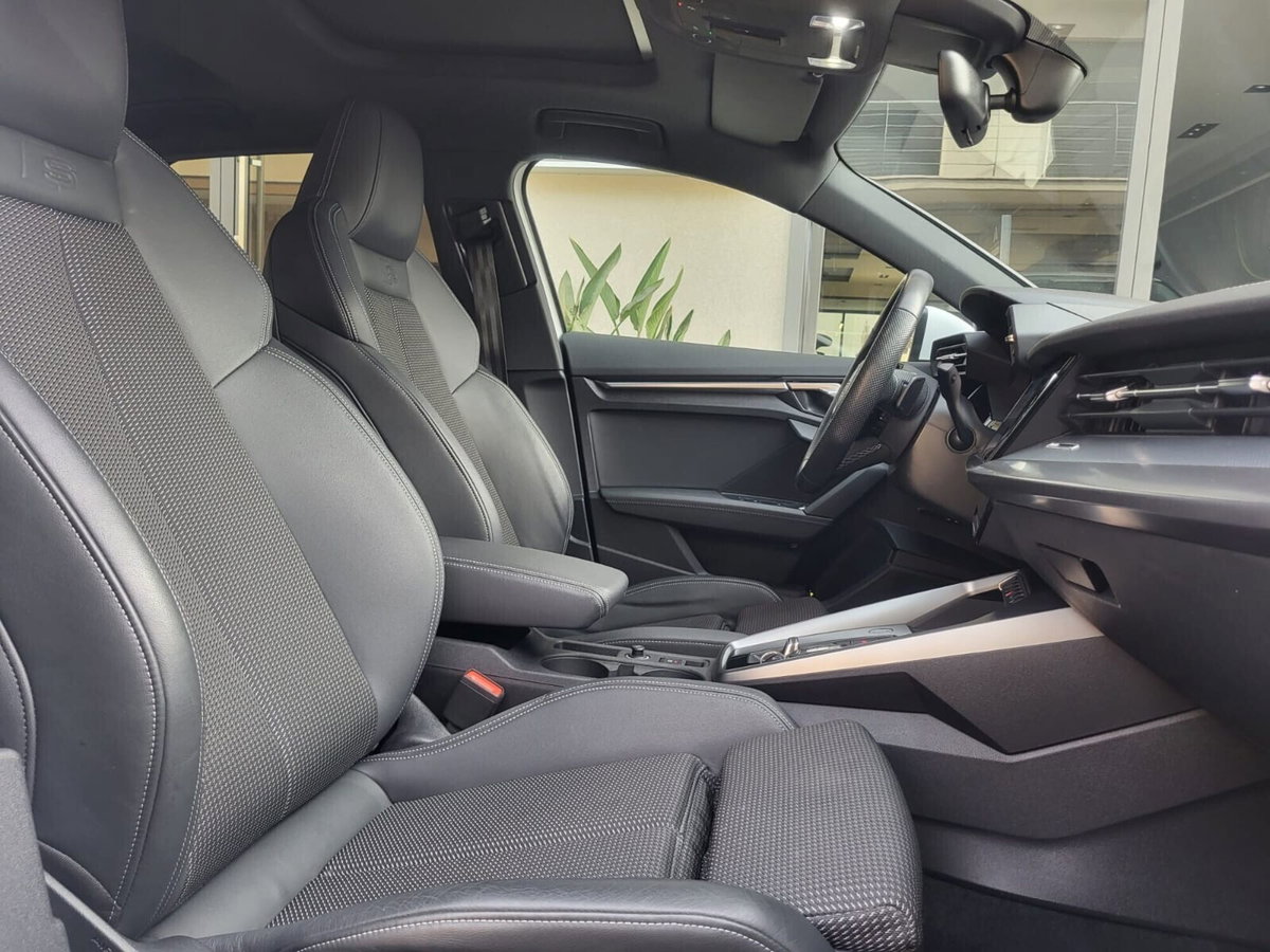Audi A3 Sportback 35 TDI S line edition (17)