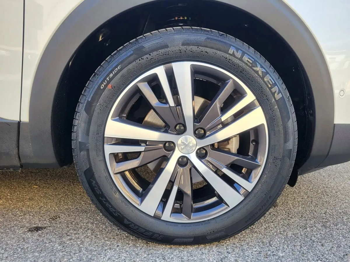 Peugeot 3008 BlueHDi 130 S&S EAT8 Allure Pack (10)