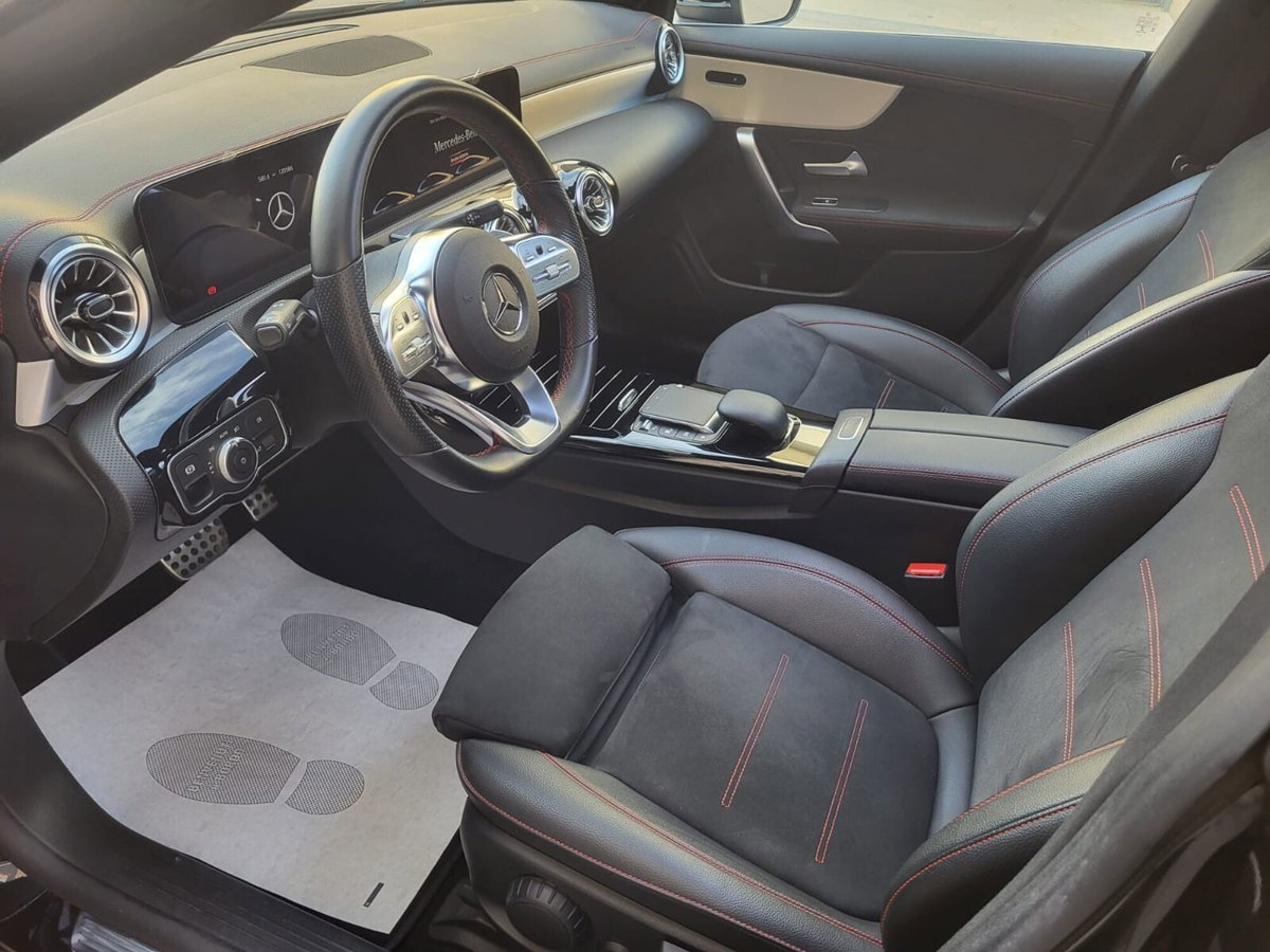 Mercedes-Benz CLA 200 d Automatic Premium (11)
