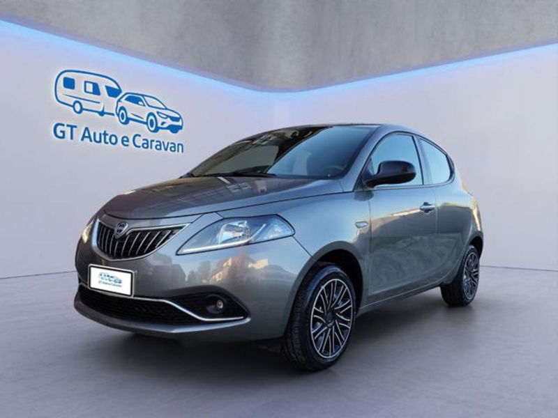 Lancia Ypsilon 1.0 FireFly 5 porte S&S Hybrid Ecochic Gold