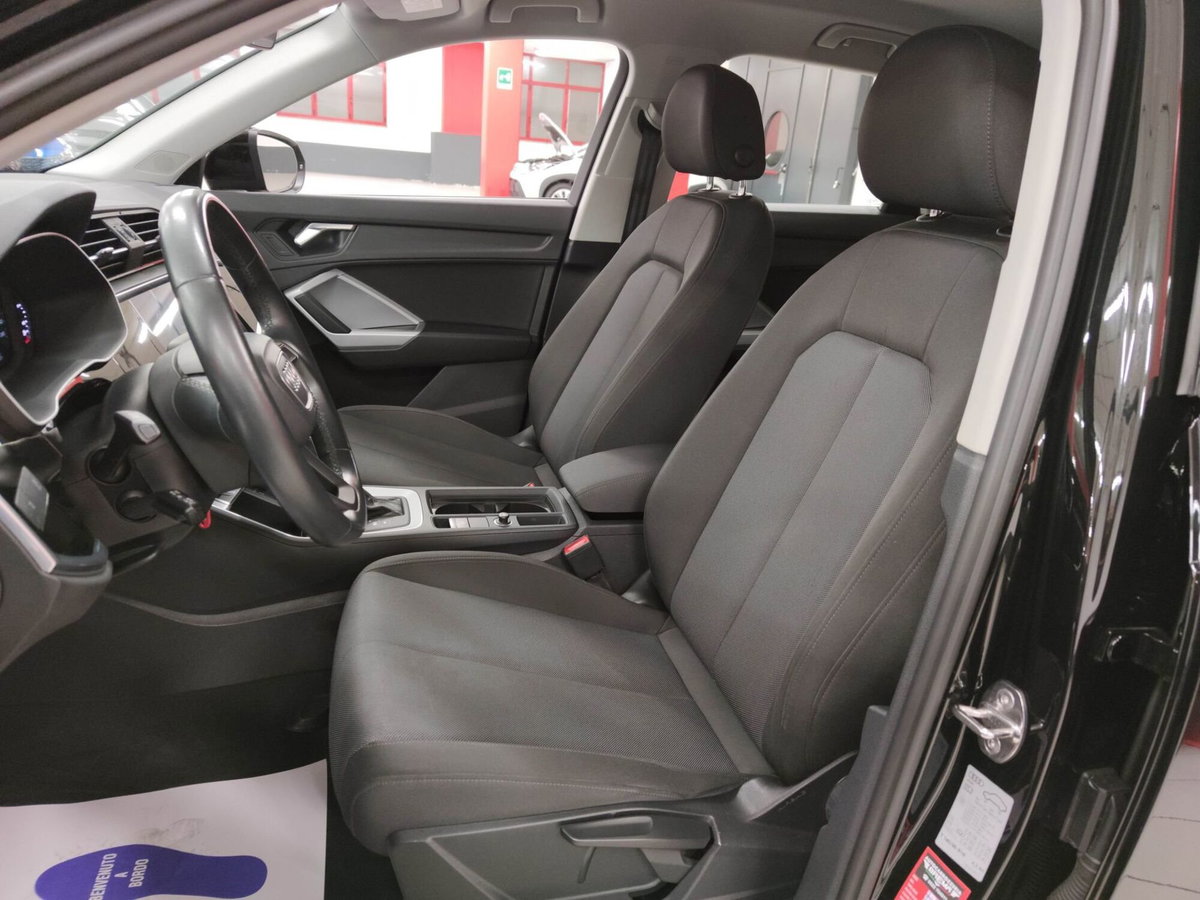 Audi Q3 Sportback 40 TFSI S tronic quattro edition (13)
