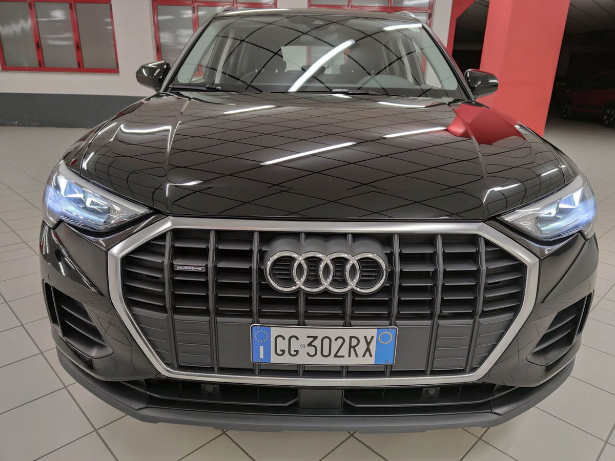 Audi Q3 Sportback 40 TFSI S tronic quattro edition (2)