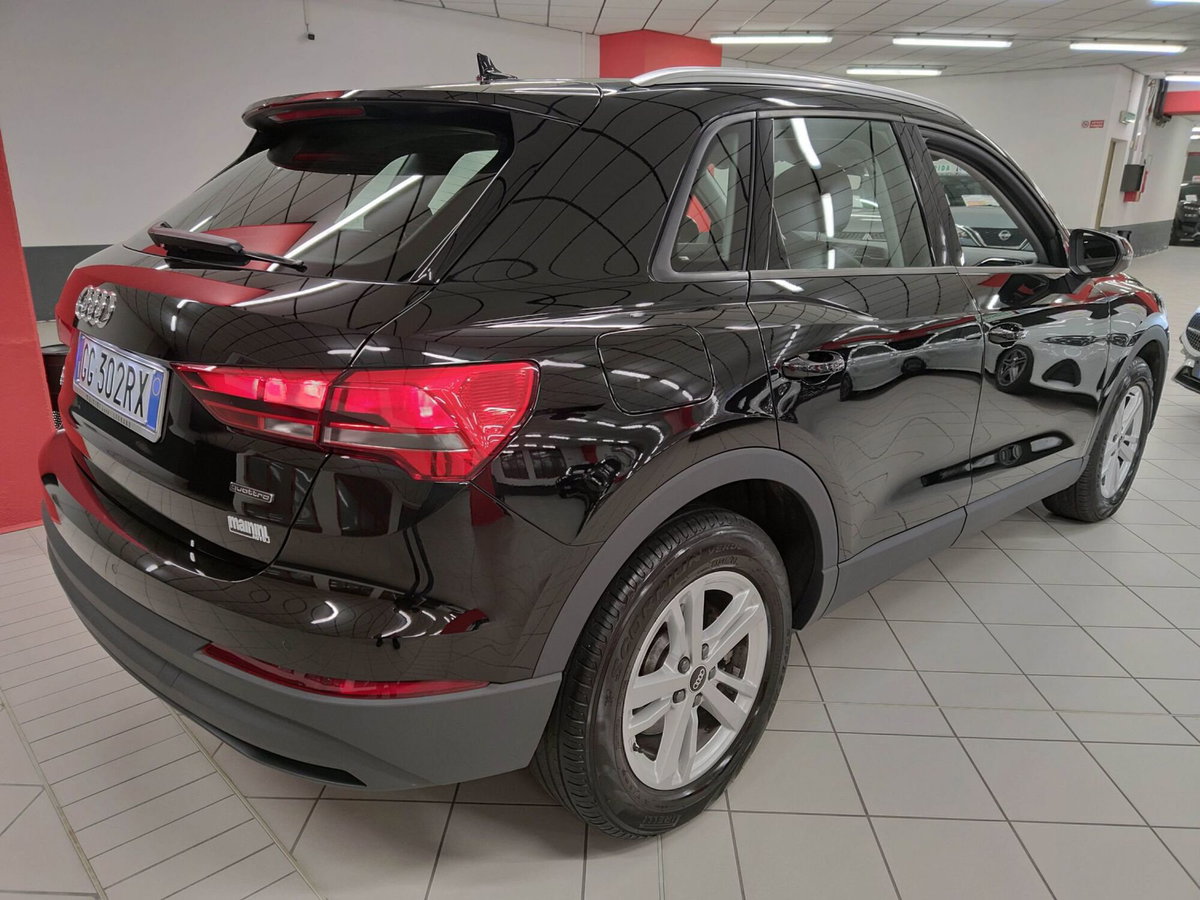 Audi Q3 Sportback 40 TFSI S tronic quattro edition (4)