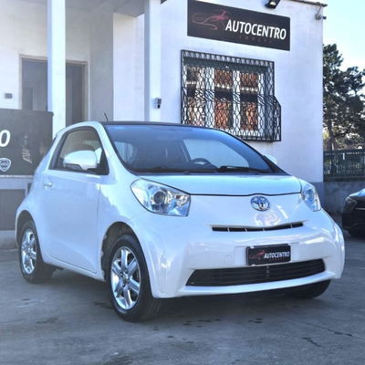 Toyota iQ 1.0 Sol usata