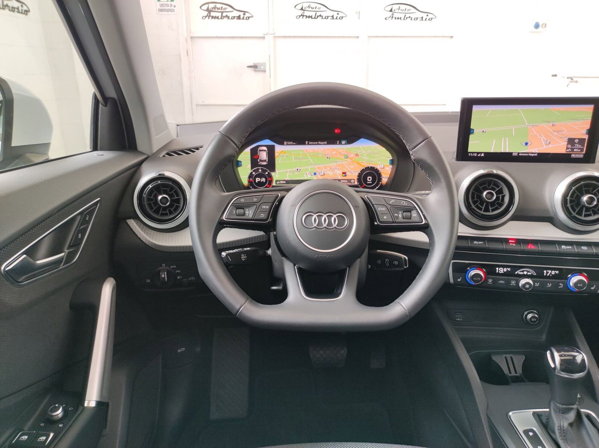 Audi Q2 Q2 30 TDI S tronic Business (16)