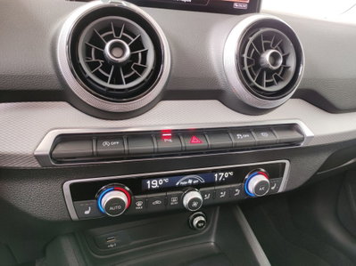 Audi Q2 Q2 30 TDI S tronic Business (19)