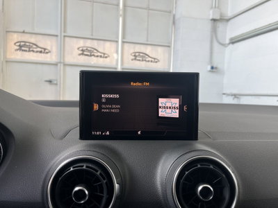Audi Q2 Q2 30 TDI Business Design (13)