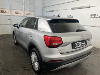 Audi Q2 Q2 30 TDI Business Design (6)