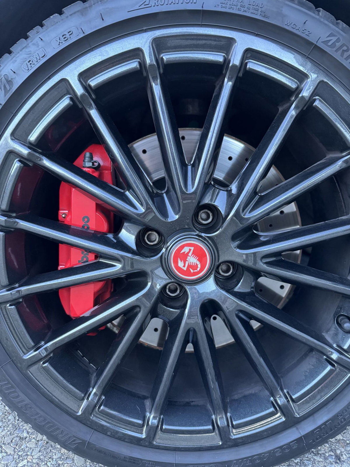 Abarth 595 Cabrio 595 C 1.4 Turbo T-Jet 180 CV Competizione (13)