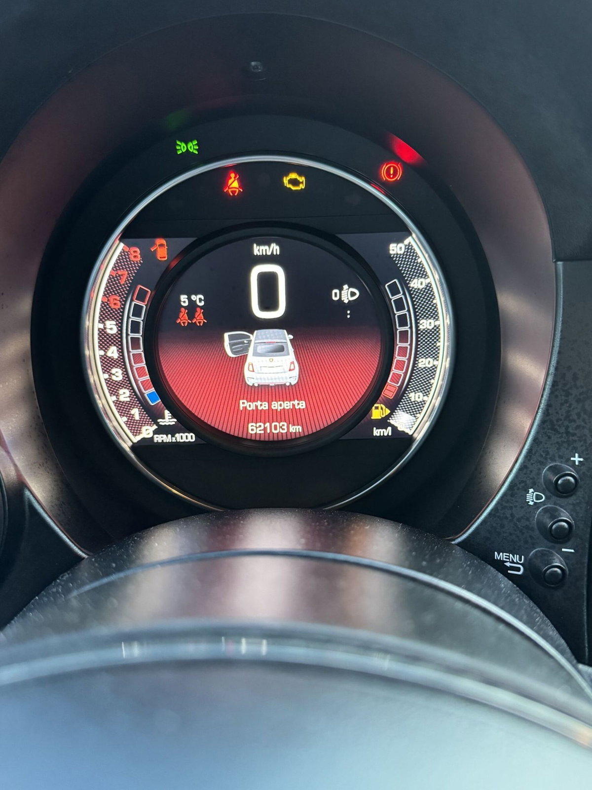 Abarth 595 Cabrio 595 C 1.4 Turbo T-Jet 180 CV Competizione (18)