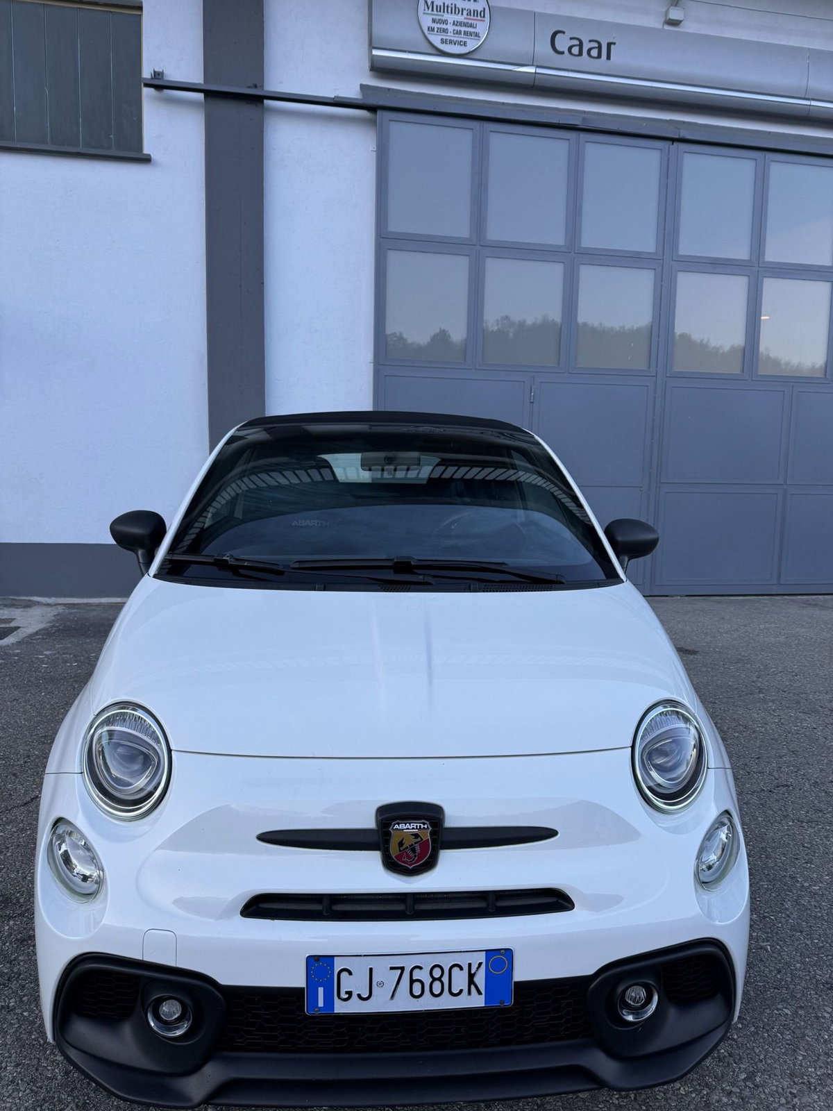 Abarth 595 Cabrio 595 C 1.4 Turbo T-Jet 180 CV Competizione (3)