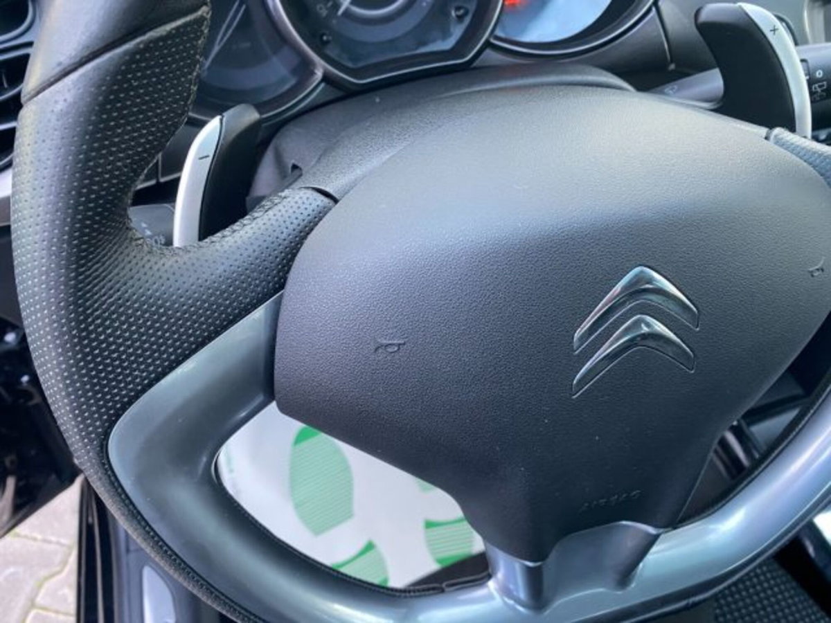 Citroen C3 1.6 e-HDi 90 airdream CMP6 Exclusive (13)