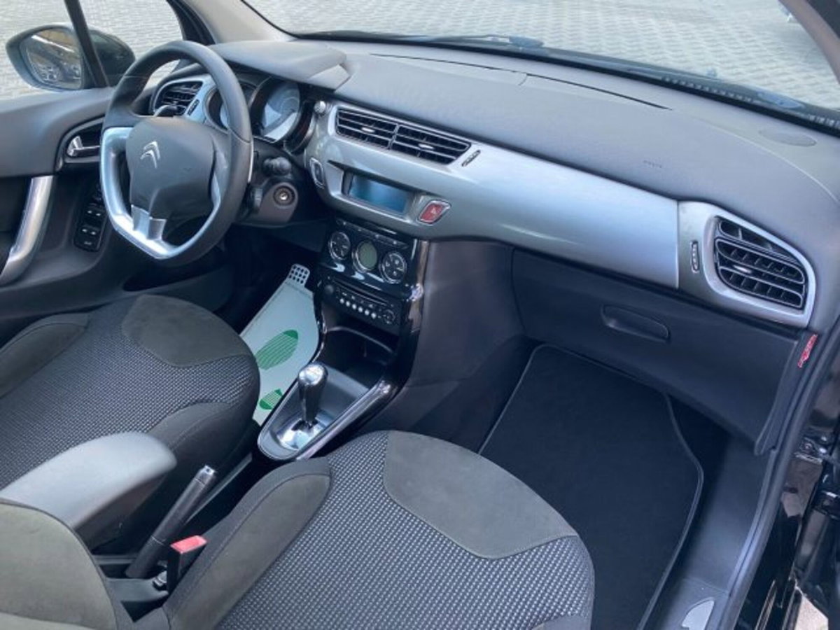 Citroen C3 1.6 e-HDi 90 airdream CMP6 Exclusive (9)