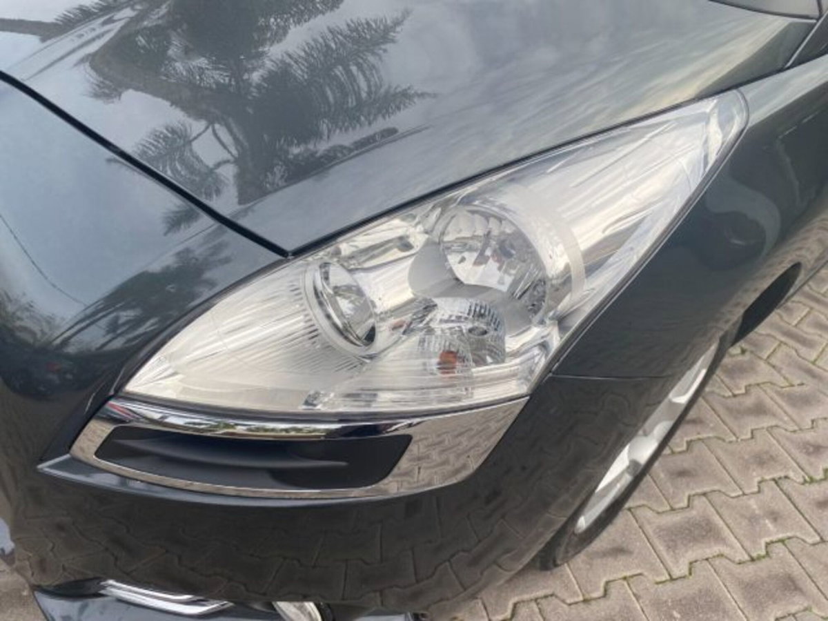 Peugeot 5008 1.6 HDi 115CV Business (12)