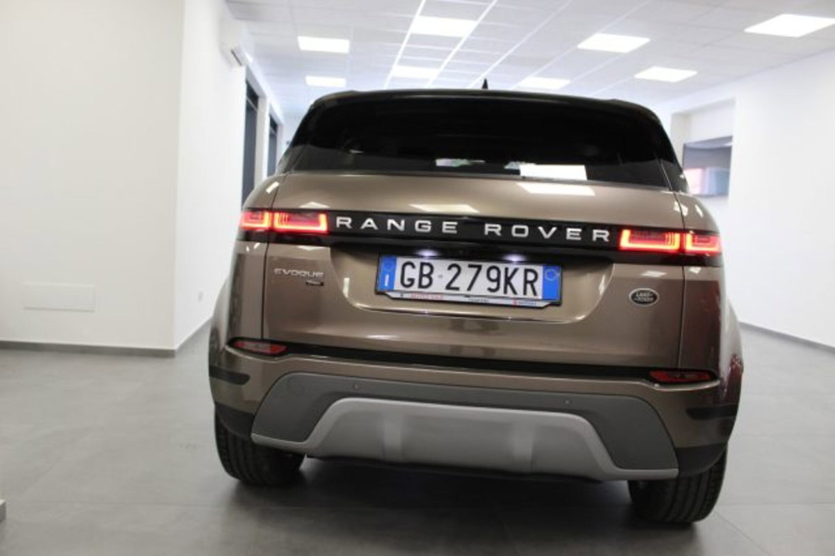 Land Rover Range Rover Evoque 2.0D I4 150CV AWD Business Edition (5)
