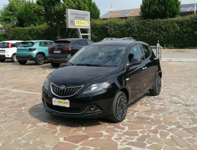 Lancia Ypsilon 1.0 FireFly 5 porte S&S Hybrid Gold Plus