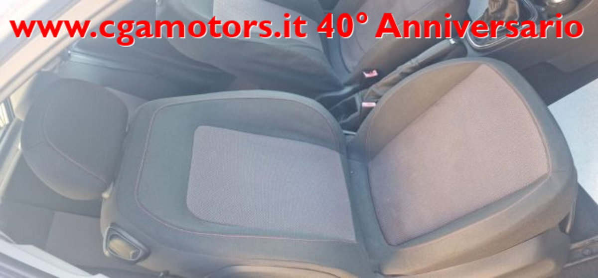 Opel Corsa 1.2 3 porte Club (5)