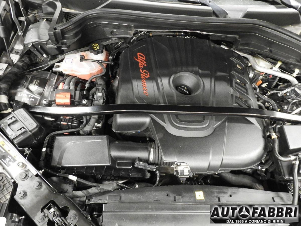 Alfa Romeo Stelvio Stelvio 2.2 Turbodiesel 210 CV AT8 Q4 Veloce (14)