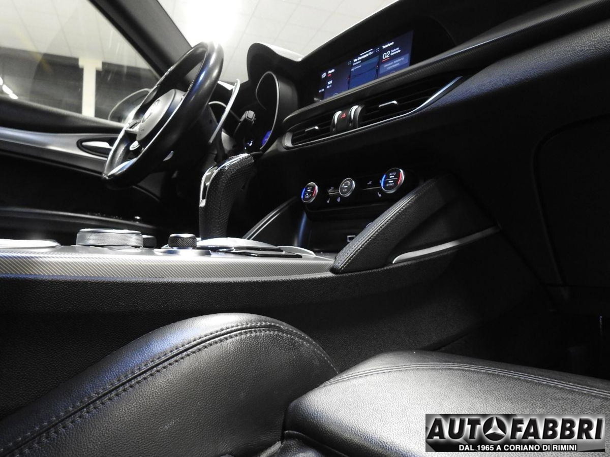 Alfa Romeo Stelvio Stelvio 2.2 Turbodiesel 210 CV AT8 Q4 Veloce (16)