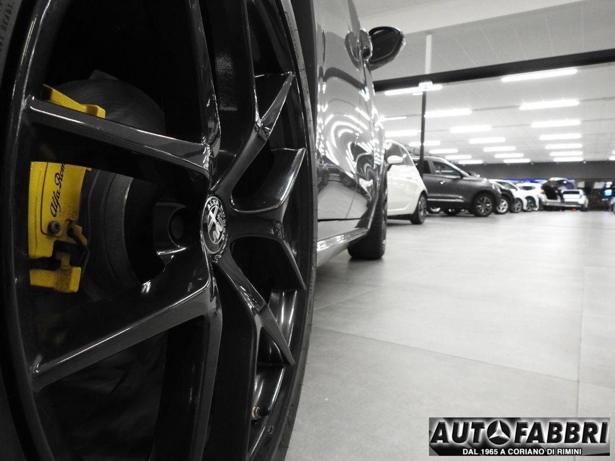 Alfa Romeo Stelvio Stelvio 2.2 Turbodiesel 210 CV AT8 Q4 Veloce (5)