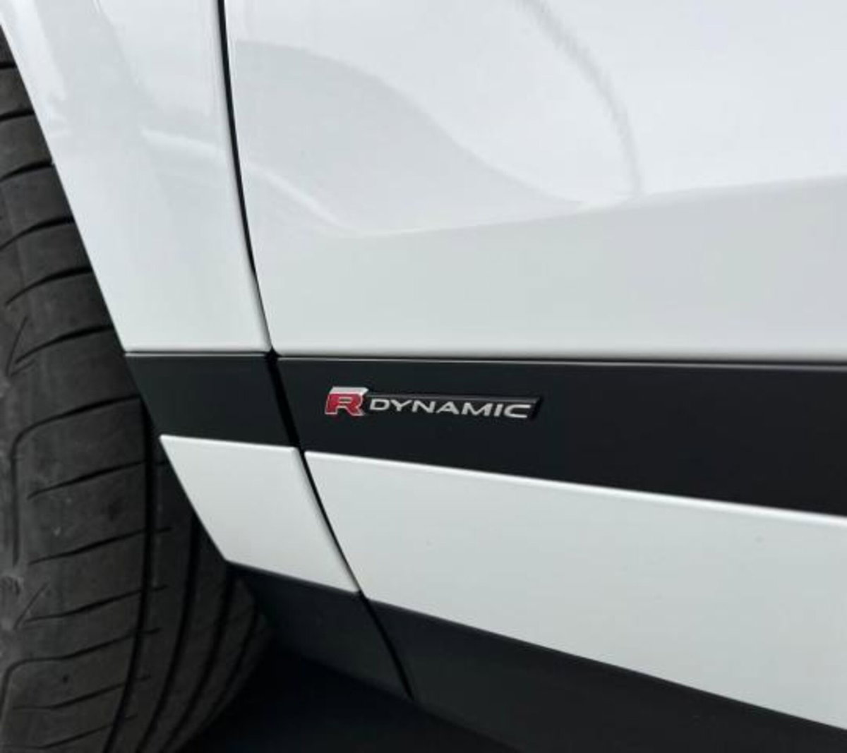 Land Rover Range Rover Evoque 2.0D I4-L.Flw 150 CV (5)