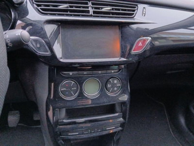 Citroen C3 BlueHDi 75 Exclusive (13)