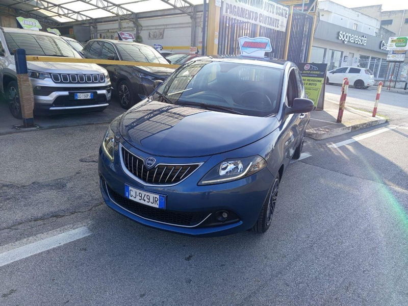 Lancia Ypsilon 1.0 FireFly 5 porte S&S Hybrid Gold Plus